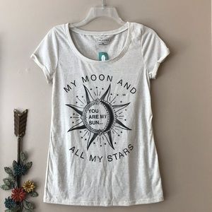 Maurice's Scoop Neck Graphic S/S Tee Size XS, NWT